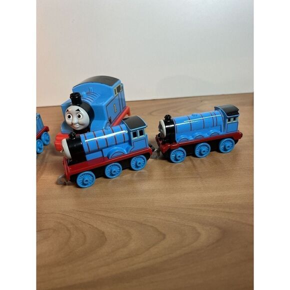 Thomas The Train Lot Of 6 Various Sizes Plus Edward - Picture 7 of 11